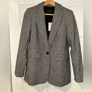 WOOL-BLEND HOUNDSTOOTH BLAZER
Banana Republic size 4